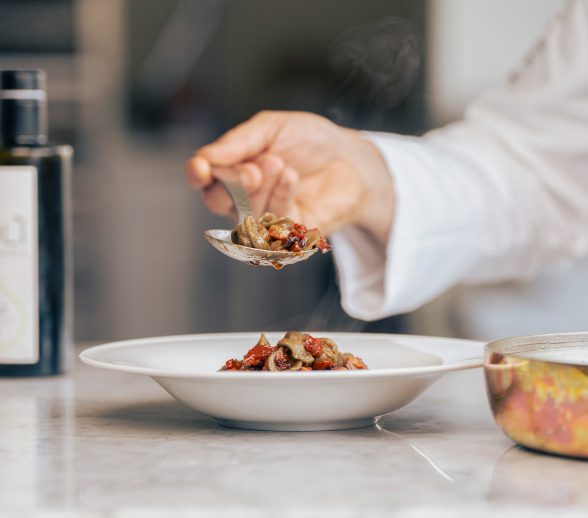 Orecchiette con pomodori secchi