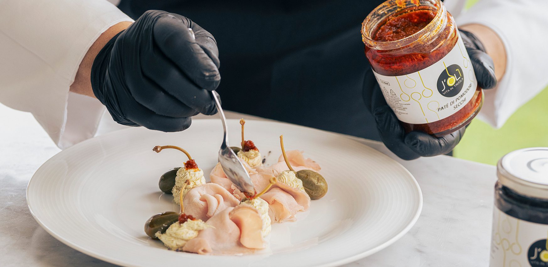 Carrè di suino con patè di carciofi